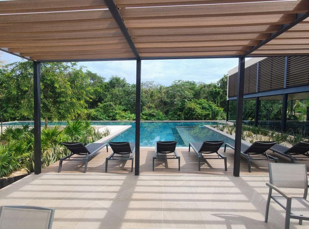 Garden Pool Residence